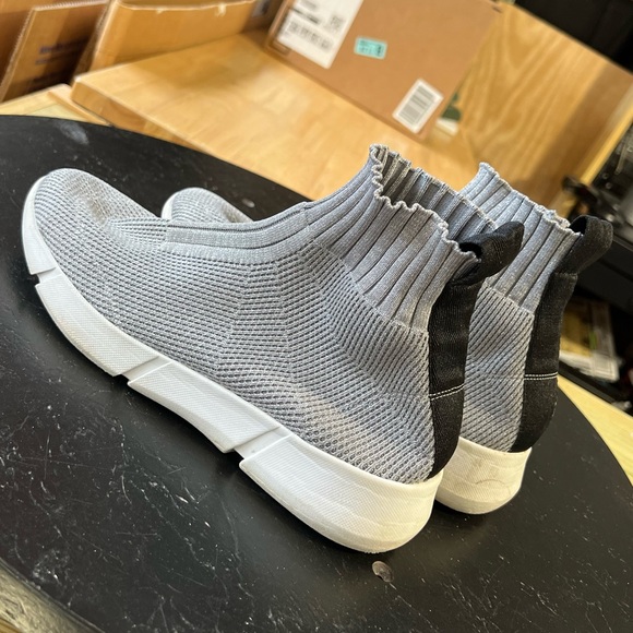 Silver Sparkle Sock Slip On Sneakers. Size 9 shoes. BP brand. Super comfortable - Picture 15 of 17